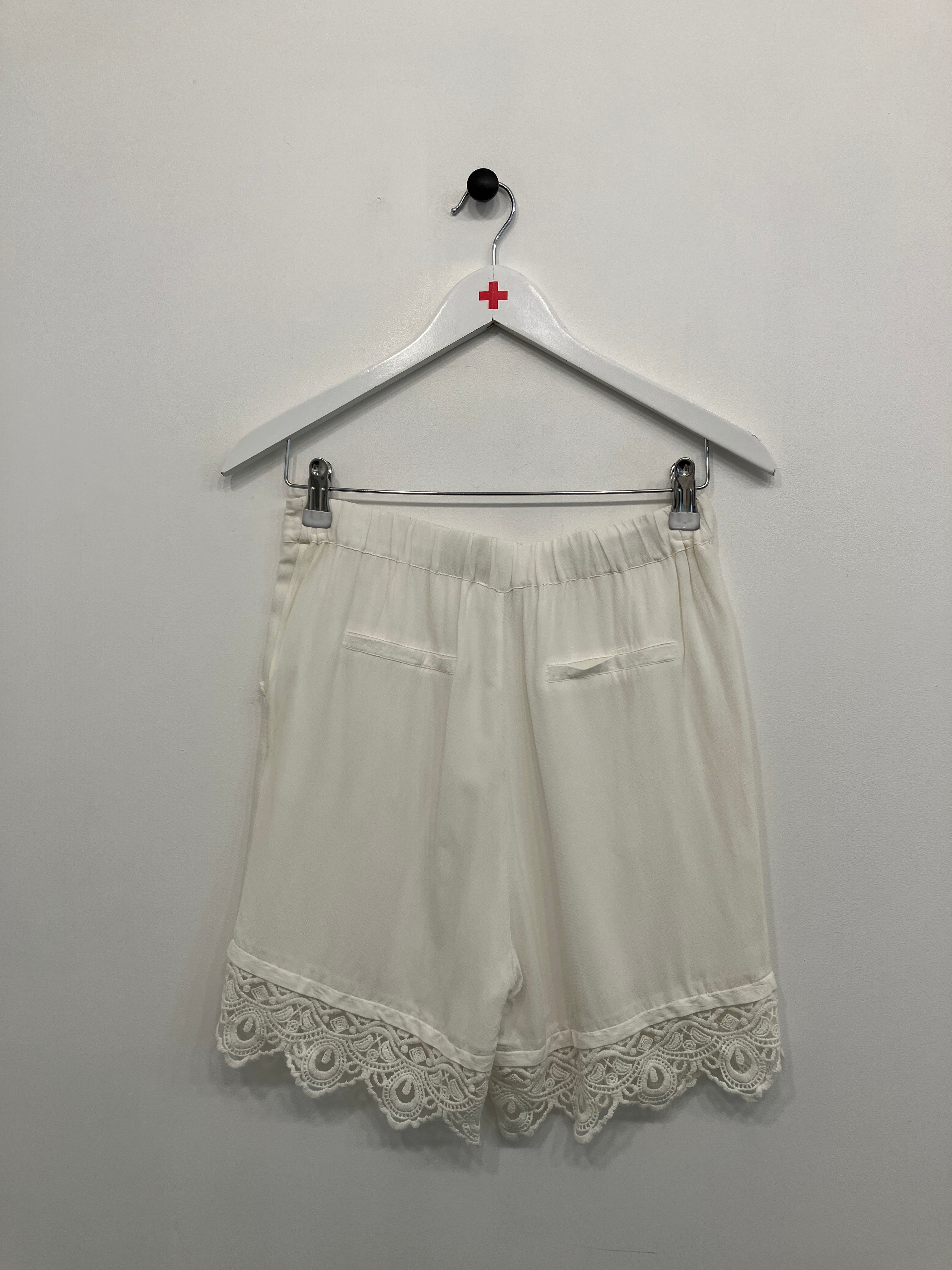 Rosemunde Shorts